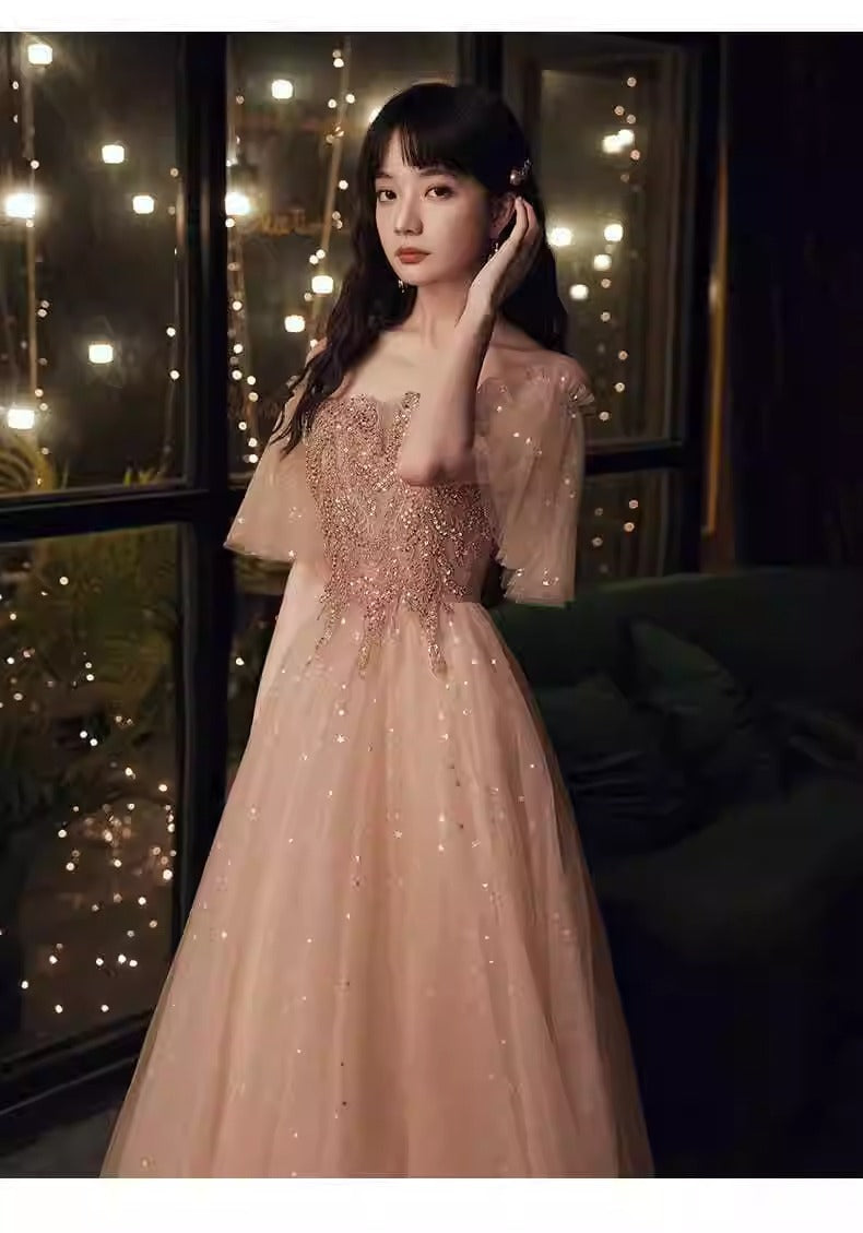 Gray Evening Dress for Women 2024 New High-End Banquet Fairy Temperament Birthday Vocal Music Art Test Dress Light Luxury Minority