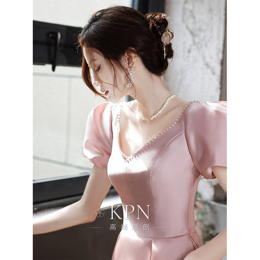 Evening Dress Banquet 2024 New Temperament Entry Lux Niche High-End High-End Pink French Satin Dress Women