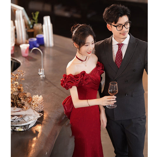 Evening Dress Wine Red Satin Off Shoulder Ball Gown Host Dress Fishtail Dresses H2903