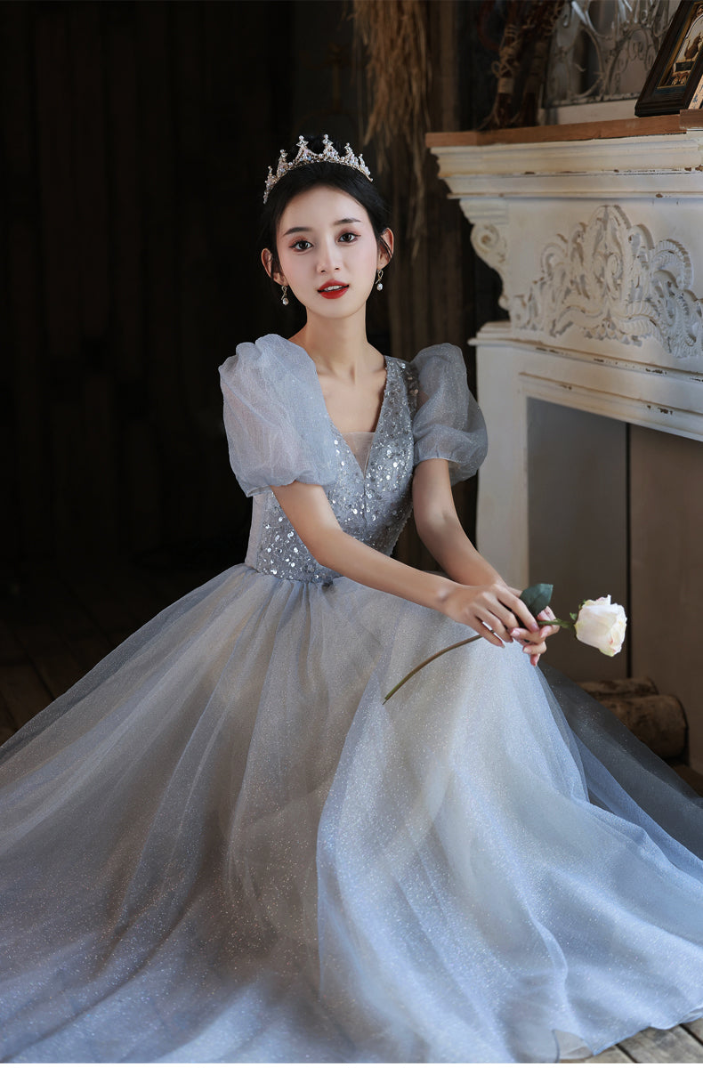 High-End Evening Dress Female 2022 New Banquet Temperament Design Sense Special Interest Light Luxury Senior Host Annual Meeting Art Exam