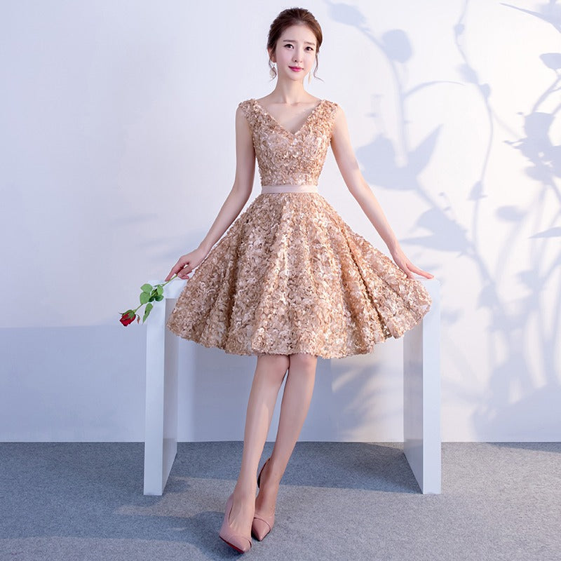 Banquet Dress Short 2024 New Slim-Fit Double Shoulder Champagne Birthday Party Graduation Bridesmaid Evening Dress Autumn