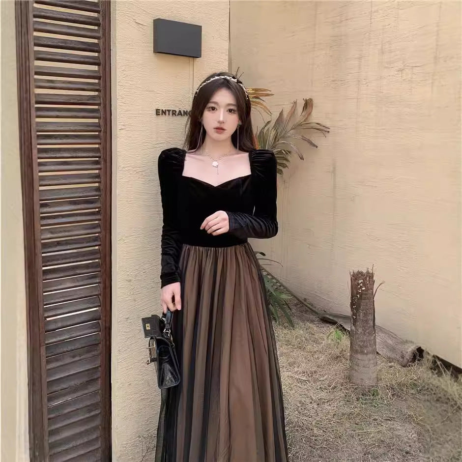 Black Vintage Velvet Dress Women's Autumn and Winter French Temperament Socialite Slim Fit Cinched Mesh Dress Long Skirt