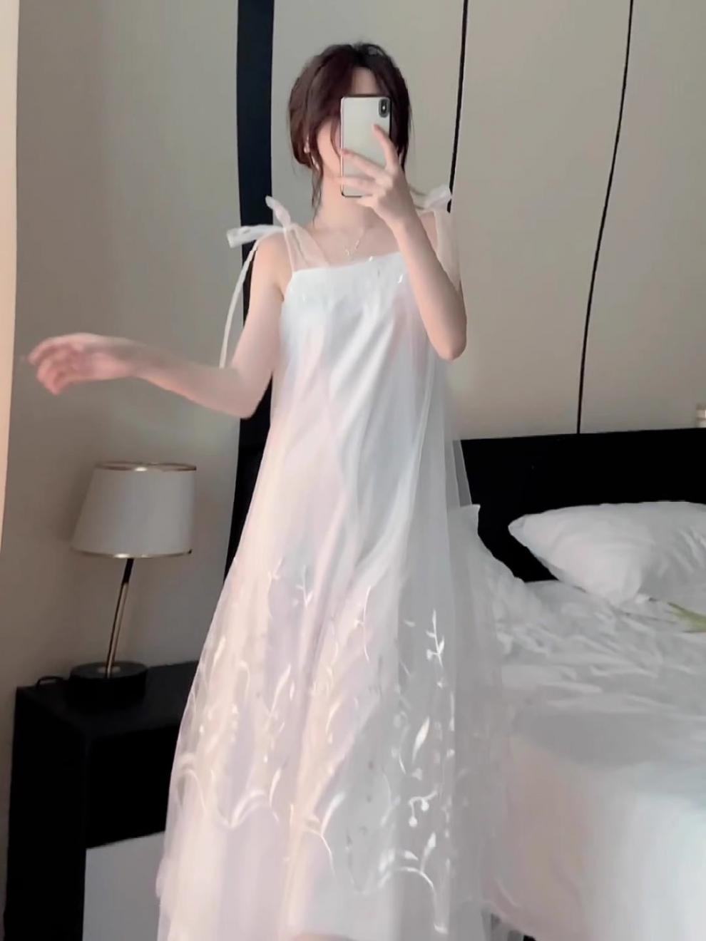 Streamer French Wedding Morning Gowns Female Bride High-End Sense Niche White Light Yarn Wedding Pajamas Morning Shot Dress