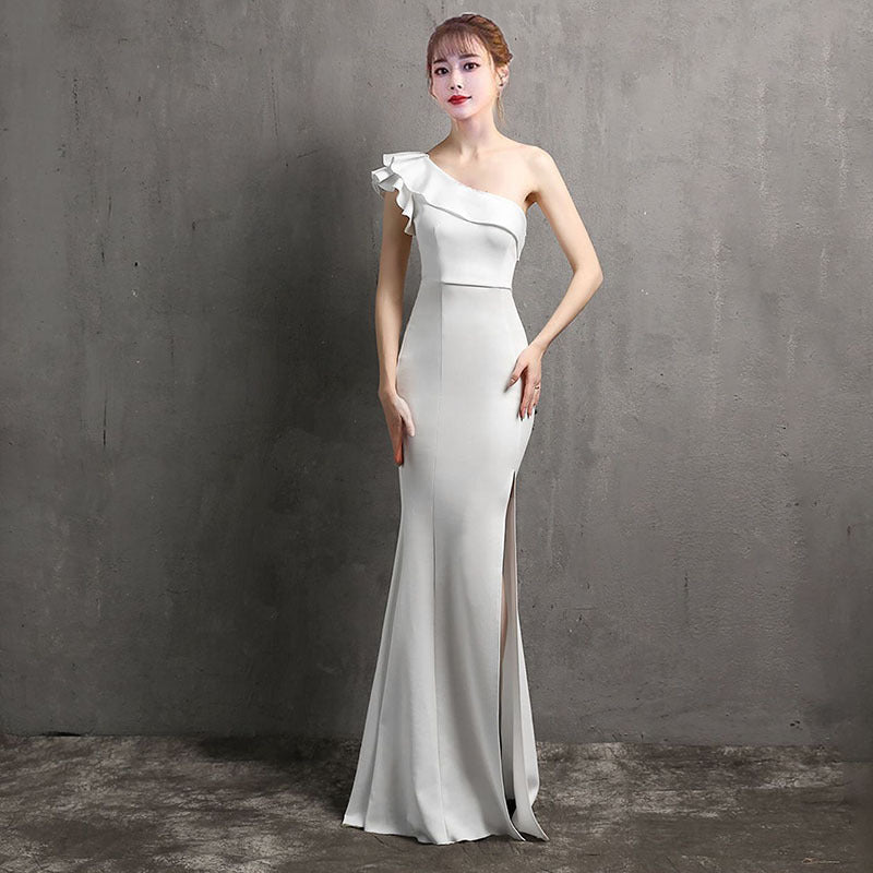 Evening Dress Host Dress Female Banquet 2024 Fishtail Long Slit Sleeveless High-End Light Luxury Minority Performance Black Red White H8203