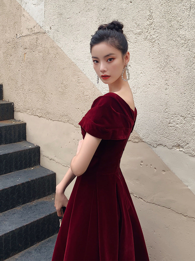 Bridal Toast Clothing Velvet 2024 New High-Grade off-Shoulder Banquet Temperament Engagement License Host Evening Dress