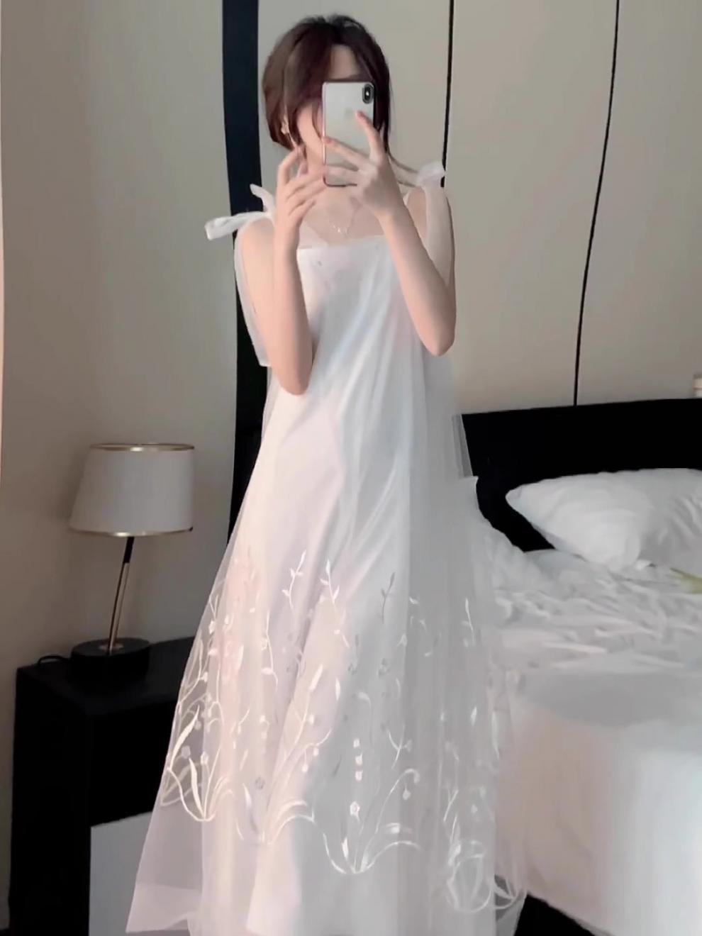 Streamer French Wedding Morning Gowns Female Bride High-End Sense Niche White Light Yarn Wedding Pajamas Morning Shot Dress