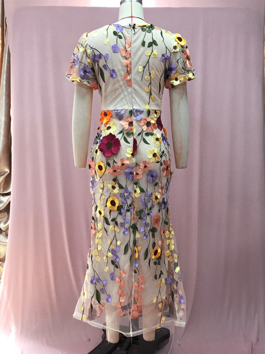 Spring 2024 Cross-Border New Arrival Light Luxury round Neck Embroidered Three-Dimensional Flower Puff Sleeve Mid-Length Dress Hip Skirt