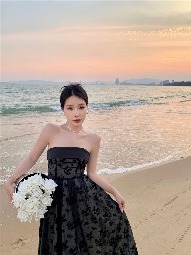 2024 Summer New French Retro Hepburn Style Tube Top Evening Party Dress Dress Sense of Atmosphere Seaside Vacation Skirt