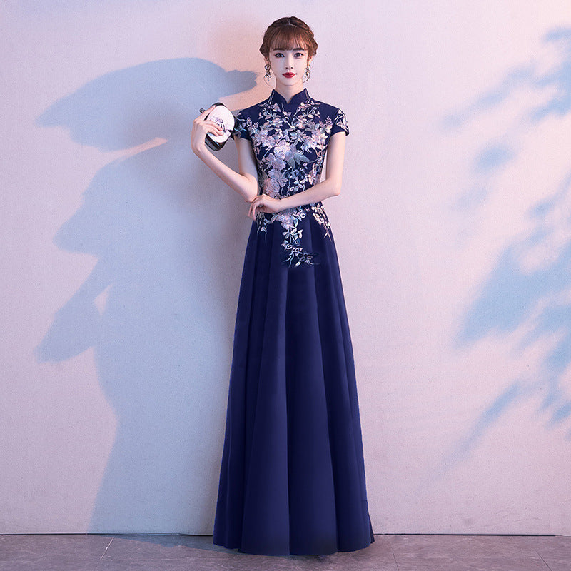 Chinese Evening Dress Female 2024 New Noble Banquet Host Temperament Long Cheongsam Chorus Performance Skirt Female