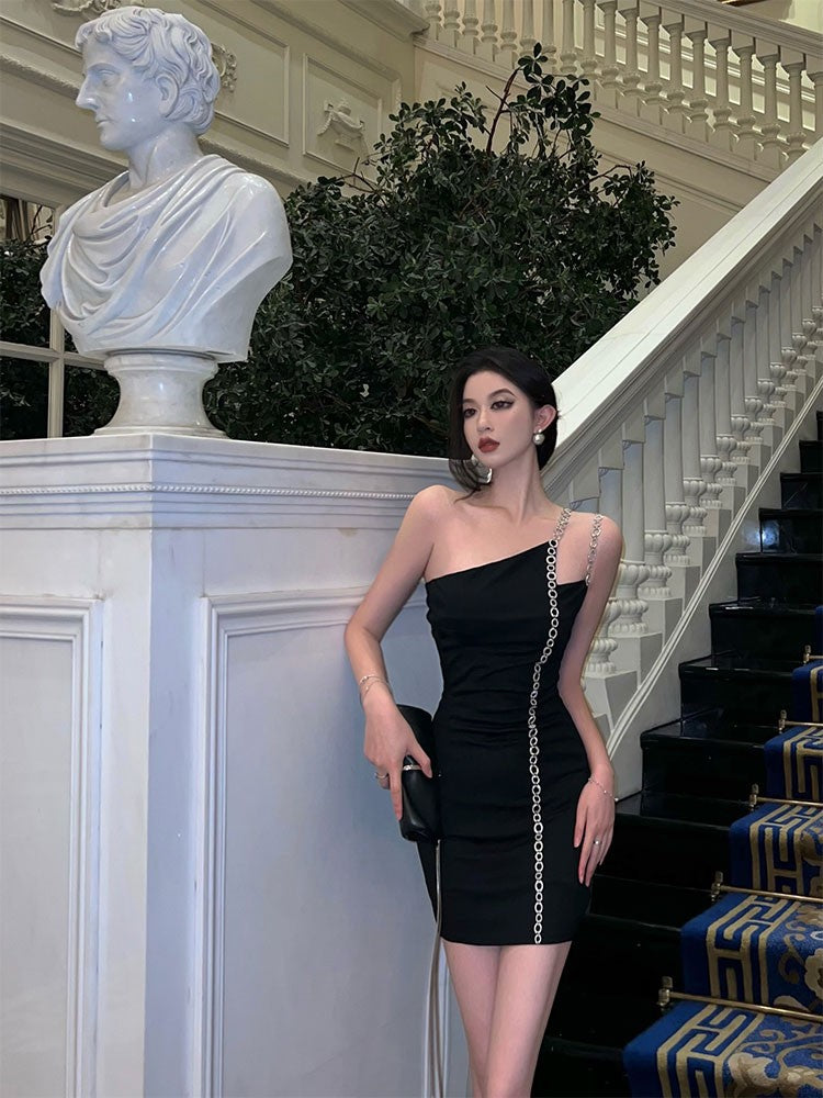 Sexy Irregular Spaghetti-Strap Dress Women's Spring and Summer French Pure Hot Girl Temperament Waist-Controlled Banquet Dress Black Dress