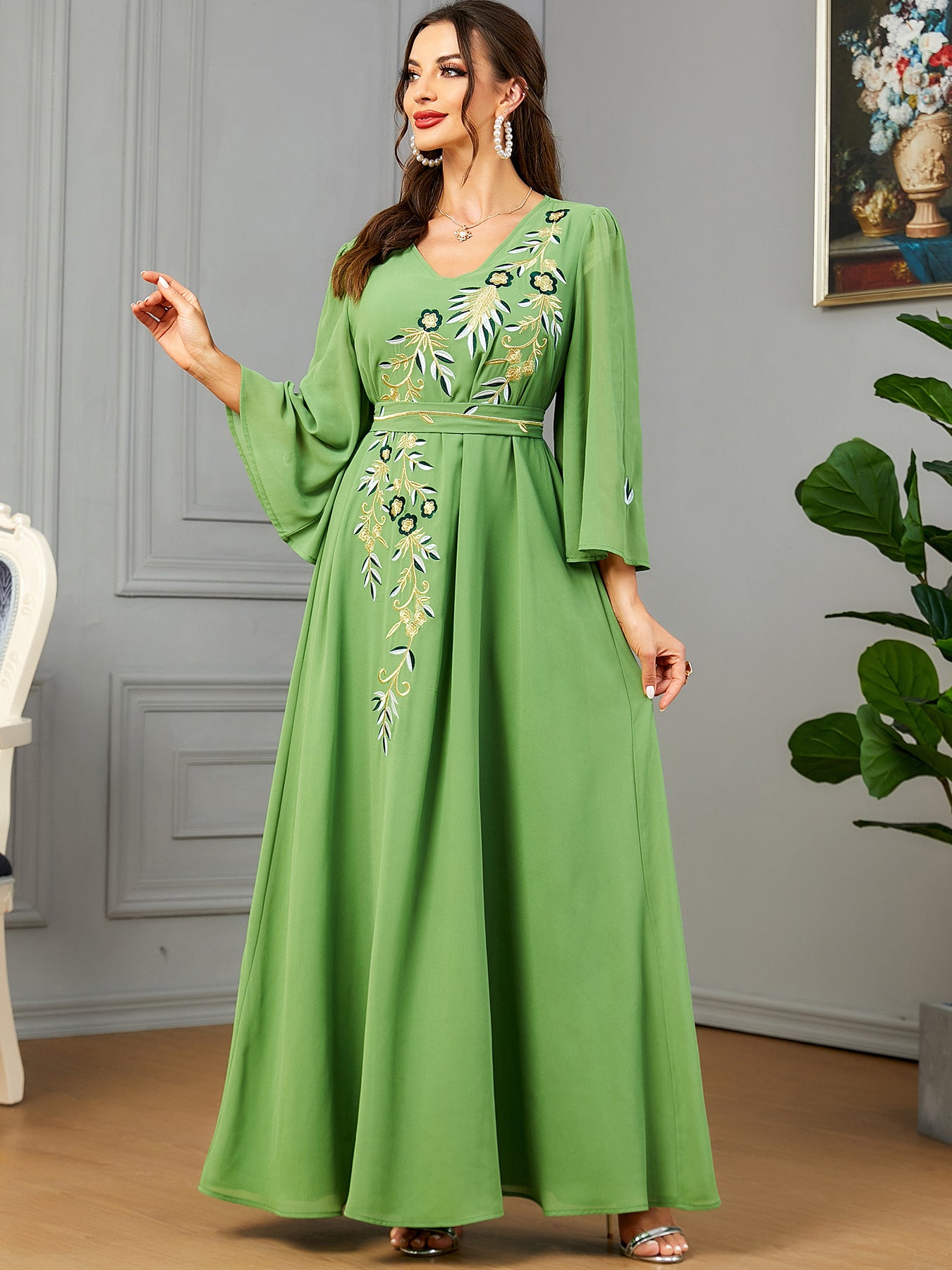 3586 Middle East Cross-Border Muslim New Women's Clothing V-neck Embroidery Chiffon Fashion Robe Arab Dress