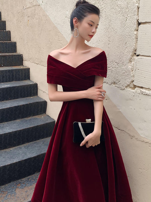 Bridal Toast Clothing Velvet 2024 New High-Grade off-Shoulder Banquet Temperament Engagement License Host Evening Dress