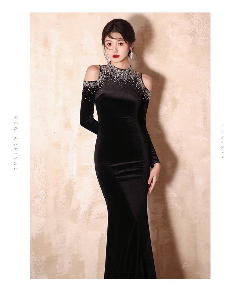 Factory in Stock Wholesale New Elegant and Beautiful off-Shoulder Long Sleeve Banquet Host Black Mermaid Evening Dress for Women