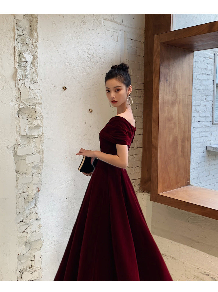 Bridal Toast Clothing Velvet 2024 New High-Grade off-Shoulder Banquet Temperament Engagement License Host Evening Dress