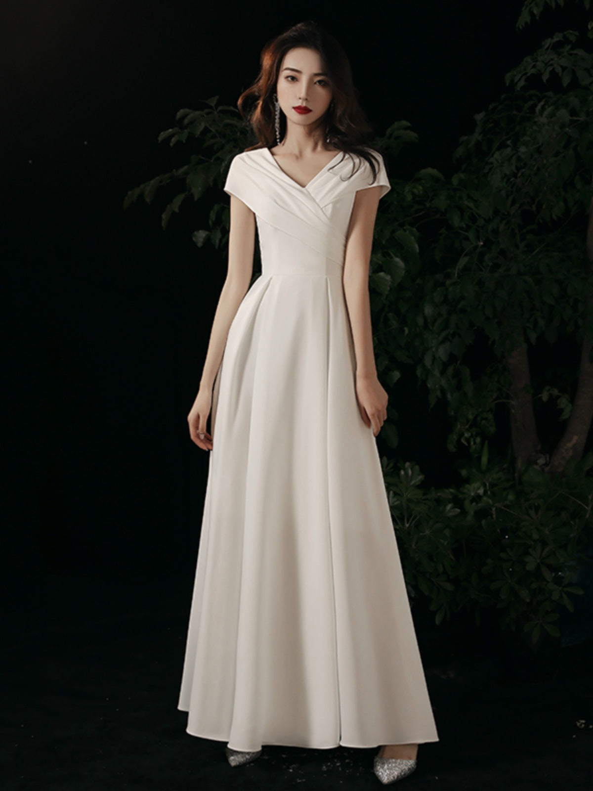 White Elegant Socialite Little Evening Dress Dress Female Registration Certificate Daily Style Birthday Banquet French Dress