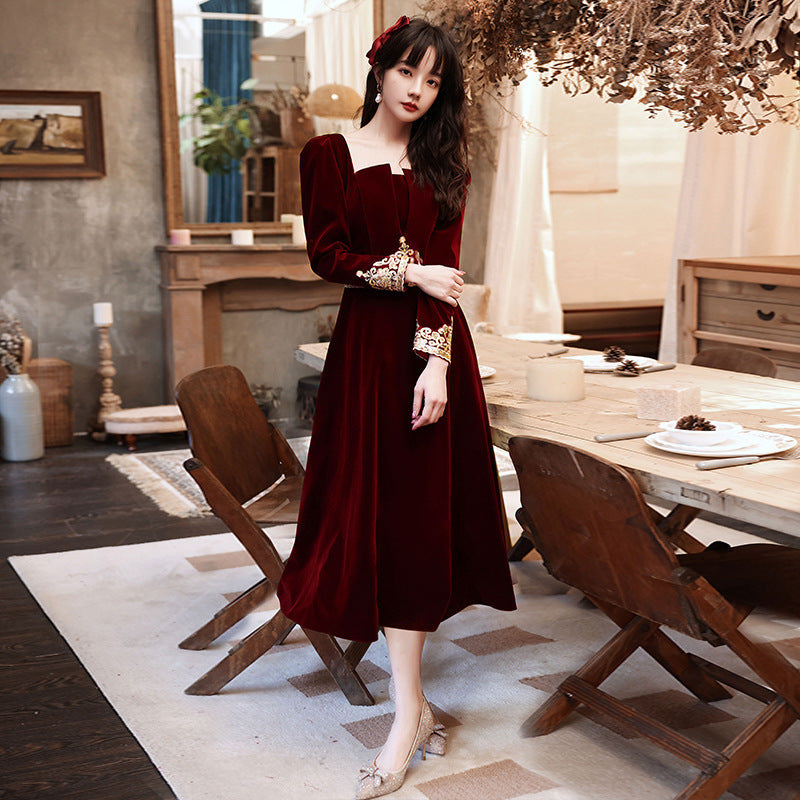 Wedding Toast Dress 2024 New Velvet Wine Red Long Bride Long Evening Dress Autumn Elegant Toast