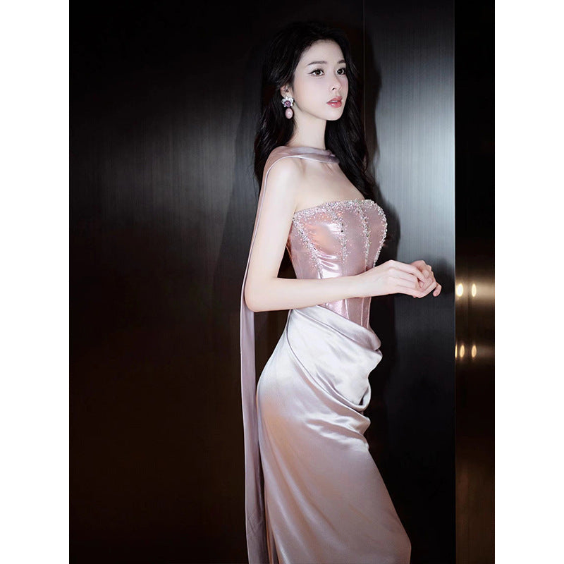 Pink Toast Clothing Morning Gowns 2024 New High Sense Banquet Temperament Host Tube Top Bride Engagement Formal Dress Female