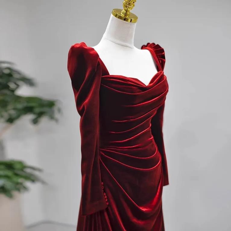 High-Grade Velvet Toast Dress Wine Red Long Sleeve Bride Engagement Dress Banquet Host Dress Annual Meeting Dress