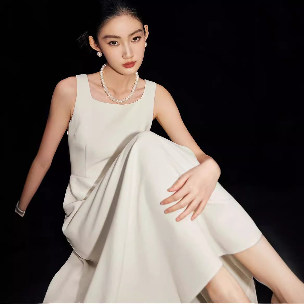 French Style White Dress 2024 New Sleeveless Vest Dress for Women Summer Fashion Slimming Long Dress