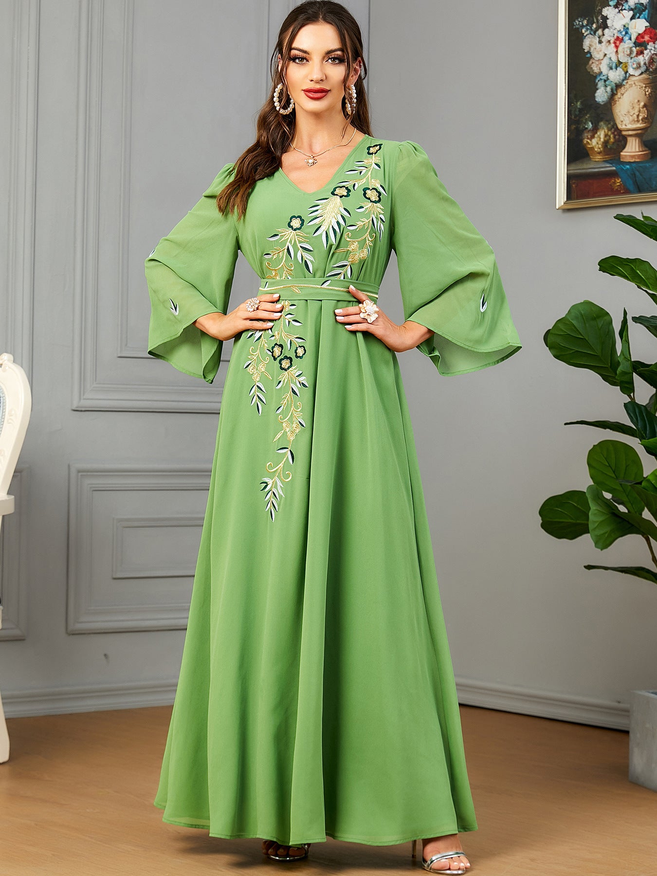 3586 Middle East Cross-Border Muslim New Women's Clothing V-neck Embroidery Chiffon Fashion Robe Arab Dress