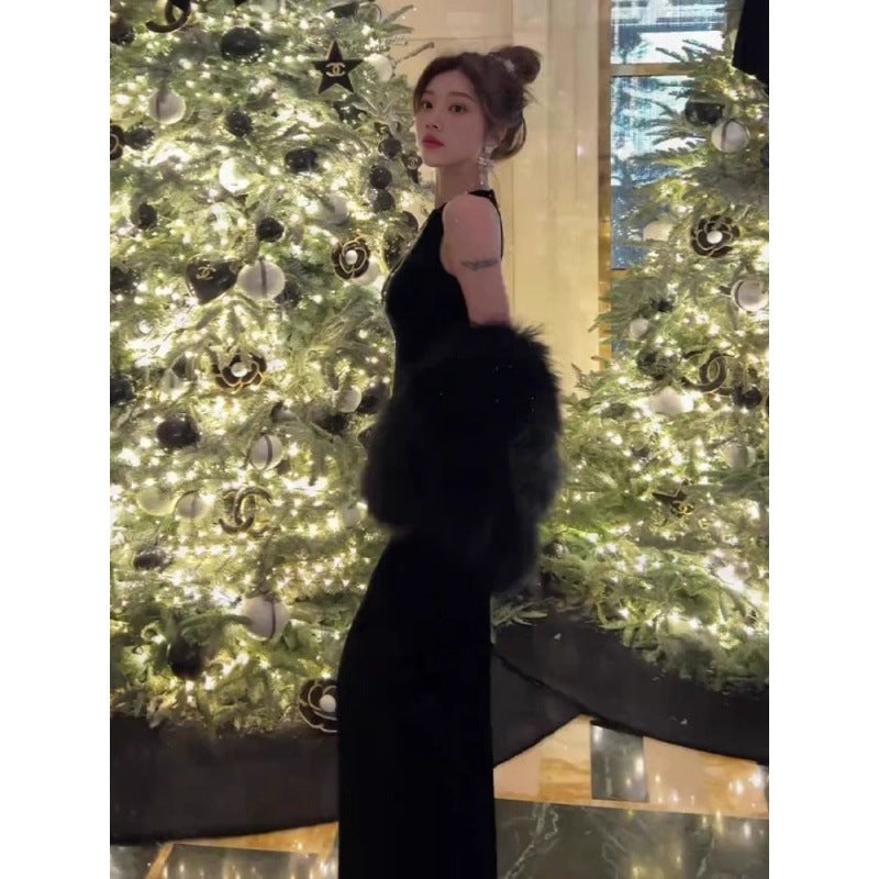 Evening Dress Light Luxury Minority High-End Temperament Socialite Hepburn Wind Black Pure Desire Split Sexy Halter Dress