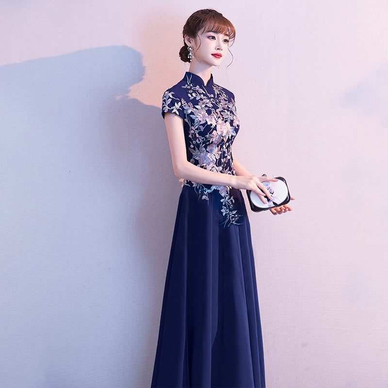 Chinese Evening Dress Female 2024 New Noble Banquet Host Temperament Long Cheongsam Chorus Performance Skirt Female