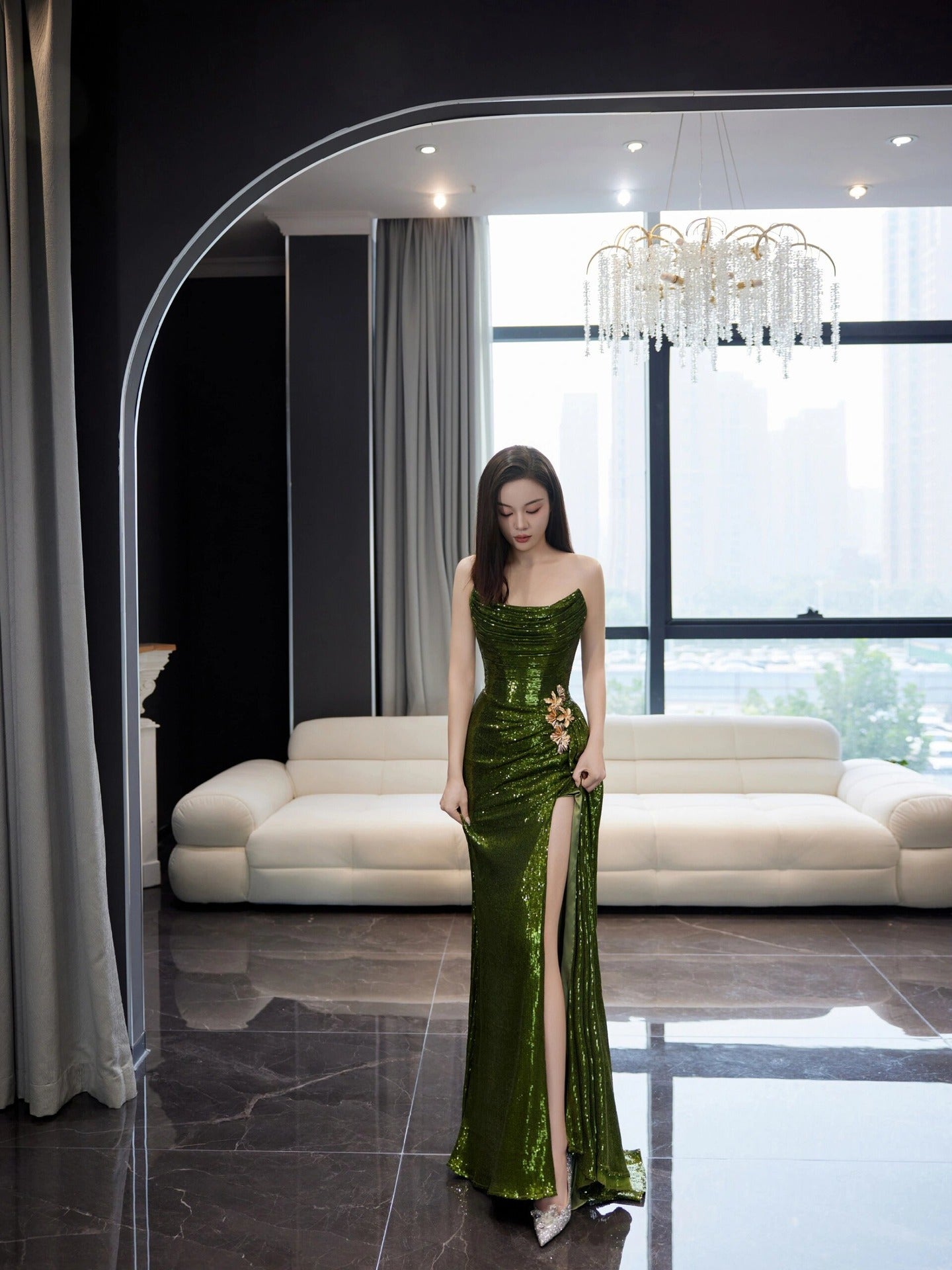 New Chinese Style Green Sequined Morning Gowns Evening Dress 2024 New Bridal Toast Dress Tube Top Birthday Trailing Little Dress