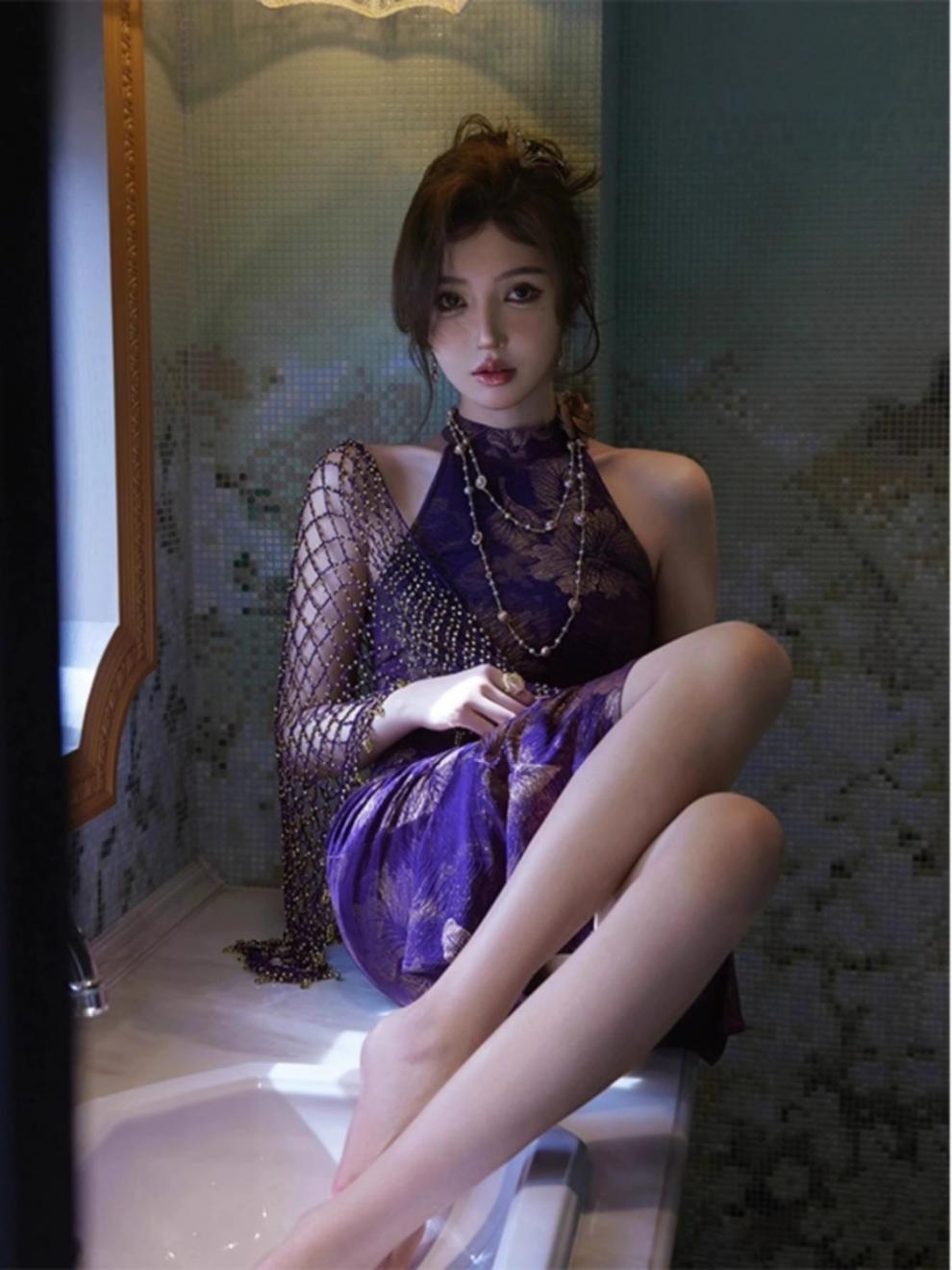 New Chinese Style Improved Cheongsam for Women 2024 New Young High-End Temperament Jacquard Purple Sexy Sheath Dress