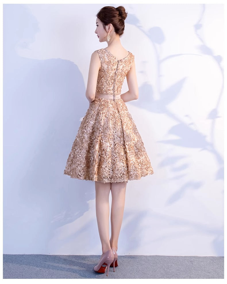 Banquet Dress Short 2024 New Slim-Fit Double Shoulder Champagne Birthday Party Graduation Bridesmaid Evening Dress Autumn