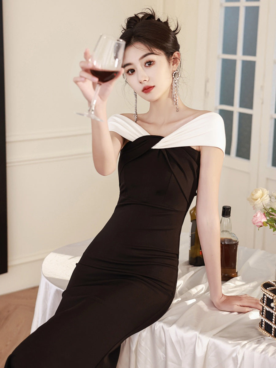 Evening Dress Female Host black and white  Banquet Dress Color Matching Fishtail Dress H90030