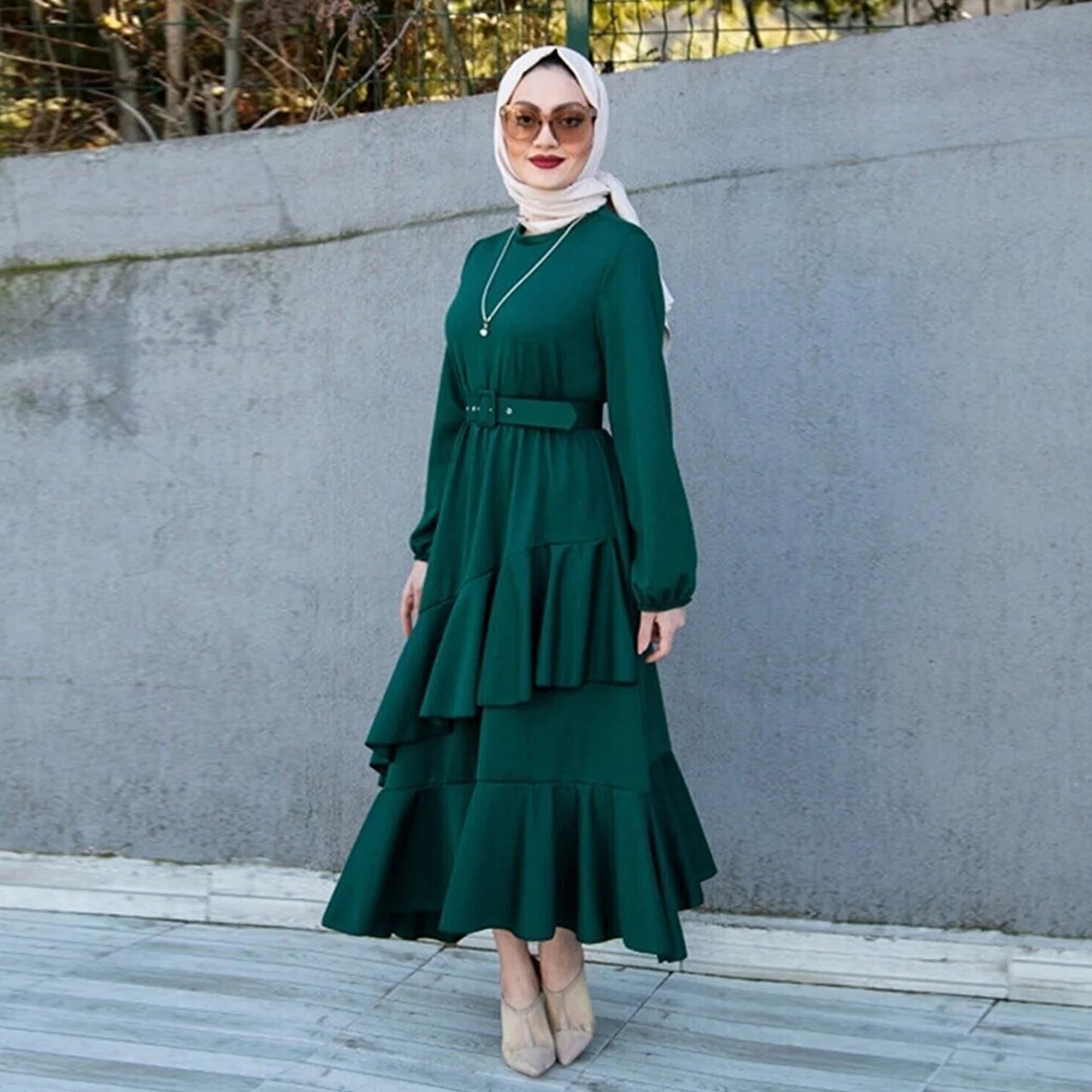 2207# Middle East Women's Clothing Turkey Explosion Long Dress Muslim Dress Double Layer Ruffled Waist Dress