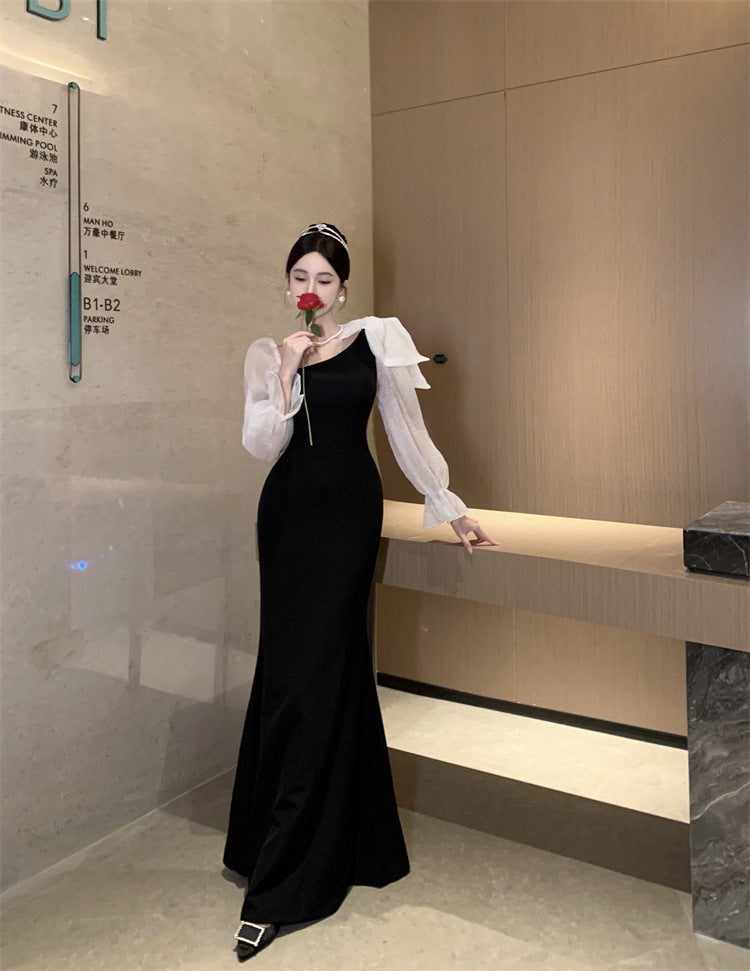 Niche Design Oblique Shoulder Bow Dress Skirt 2024 Autumn New Women's High Sense Banquet Slim Fit Dress