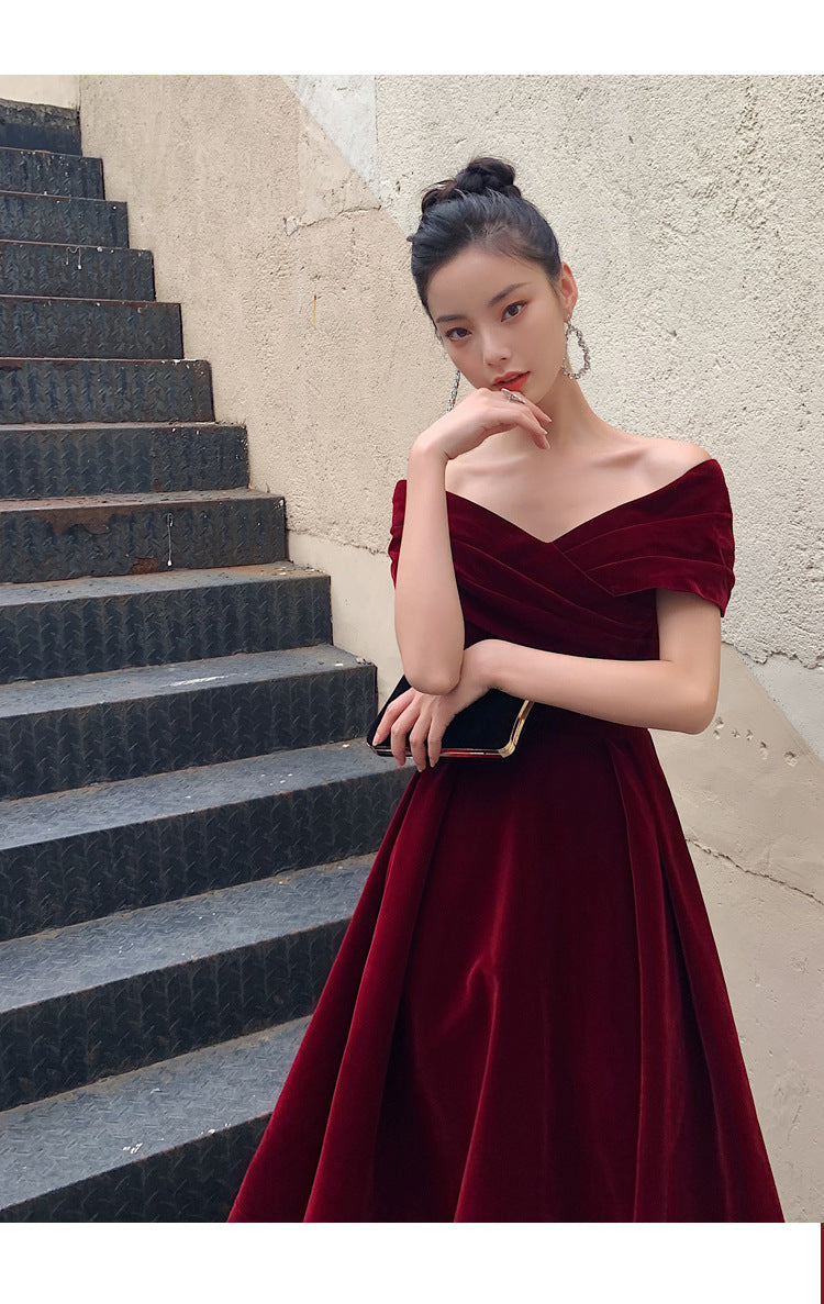 Bridal Toast Clothing Velvet 2024 New High-Grade off-Shoulder Banquet Temperament Engagement License Host Evening Dress