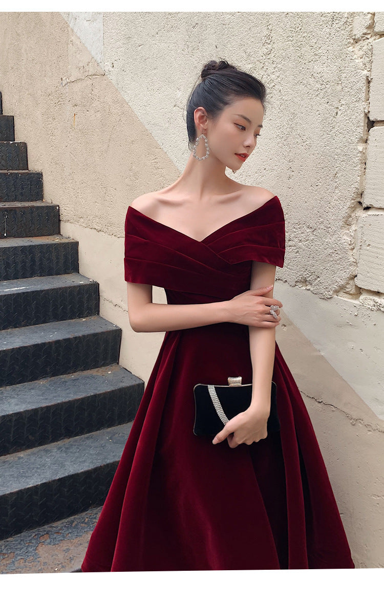 Bridal Toast Clothing Velvet 2024 New High-Grade off-Shoulder Banquet Temperament Engagement License Host Evening Dress