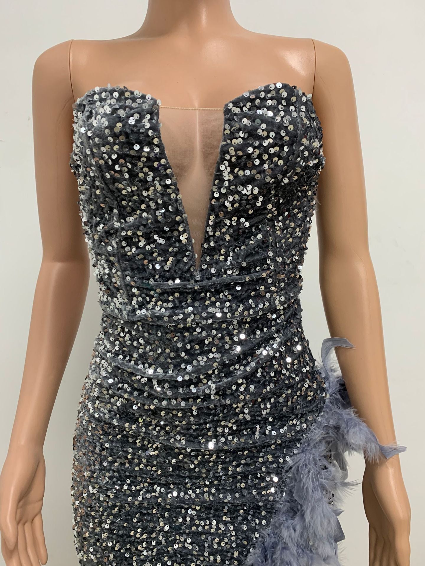 INS Europe and America Cross Border Women Wish Amazon EBay Independent Station Tube Top Backless Sequined Feather Dress Female