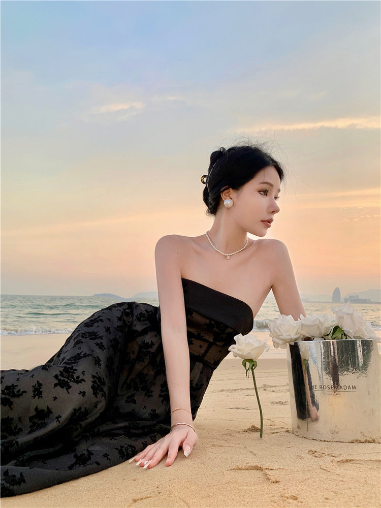 2024 Summer New French Retro Hepburn Style Tube Top Evening Party Dress Dress Sense of Atmosphere Seaside Vacation Skirt