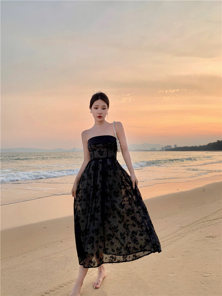 2024 Summer New French Retro Hepburn Style Tube Top Evening Party Dress Dress Sense of Atmosphere Seaside Vacation Skirt