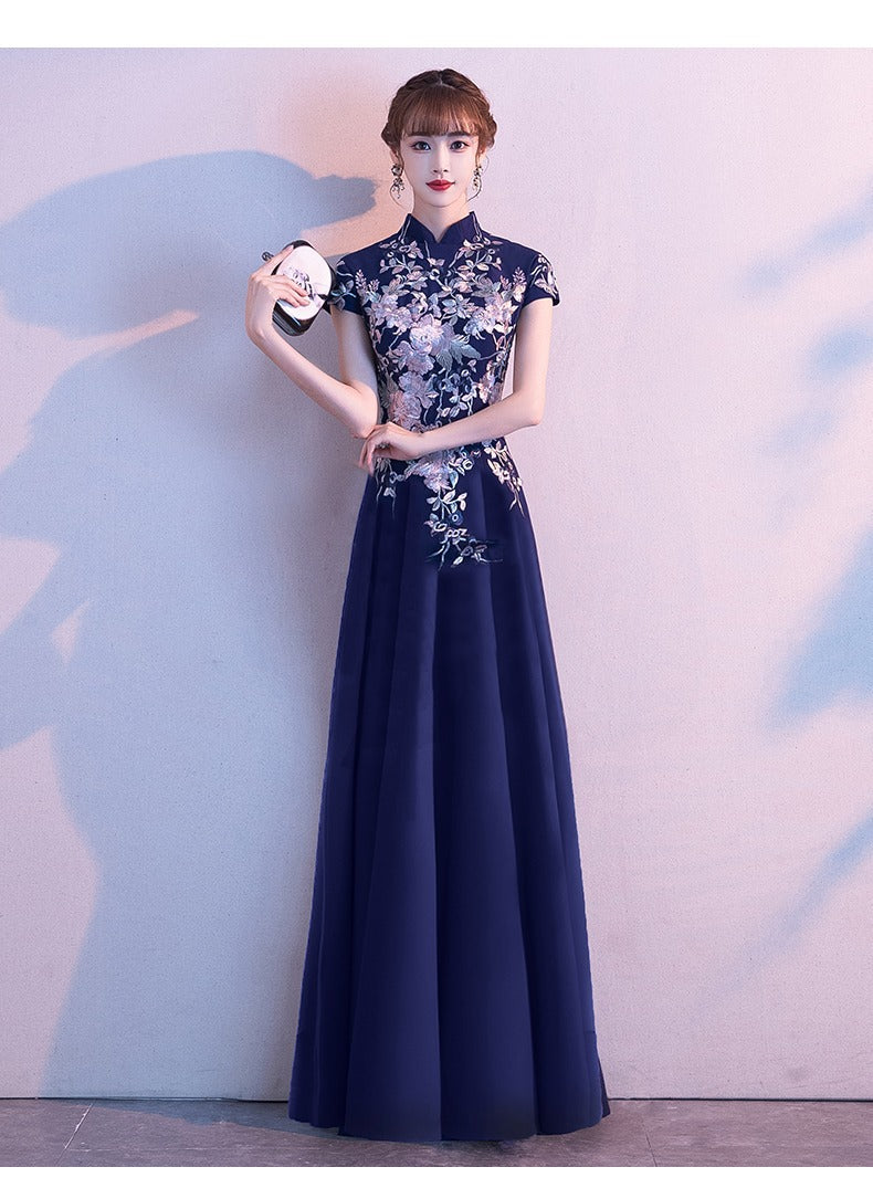 Chinese Evening Dress Female 2024 New Noble Banquet Host Temperament Long Cheongsam Chorus Performance Skirt Female