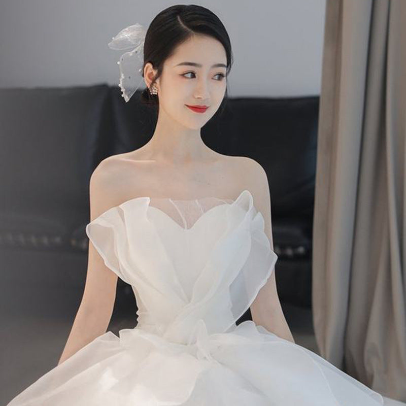 Off Shoulder Dress French Light Main Wedding Dress 2023 New Temperament Bride Super Fairy Simple Elegant Court Tail Small Man Wedding Veil H578