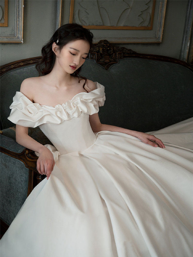 off shoulder  Wedding Dress New Bridal off-Shoulder Forged Surface Simple Elegant Super Fairy Mori Style Dream Trailing Wedding Dress H2246