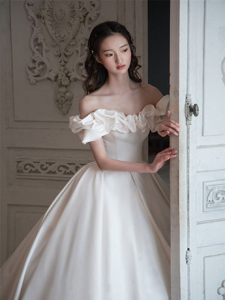 off shoulder  Wedding Dress New Bridal off-Shoulder Forged Surface Simple Elegant Super Fairy Mori Style Dream Trailing Wedding Dress H2246