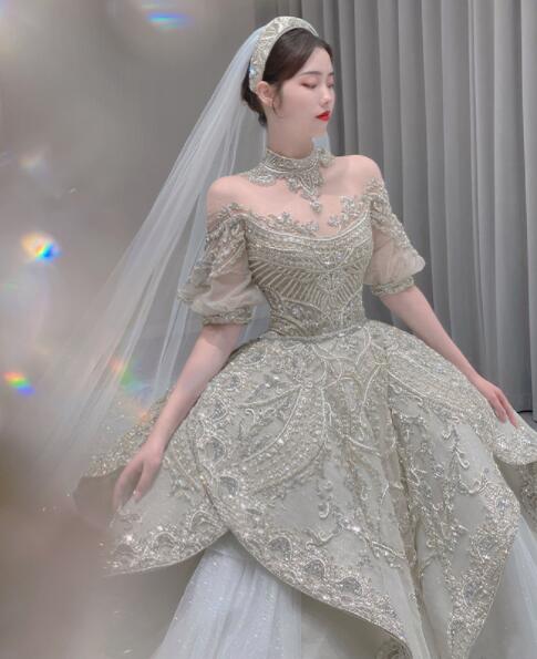 French master wedding dress luxury lace dress trailing new texture small heavy heavy tail palace wind main yarn wedding ceremony wedding dress