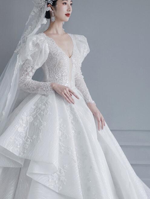 formal dress white dress French long-sleeve wedding dress new bride main yarn I am the wind high-grade texture luxury high-end big tail