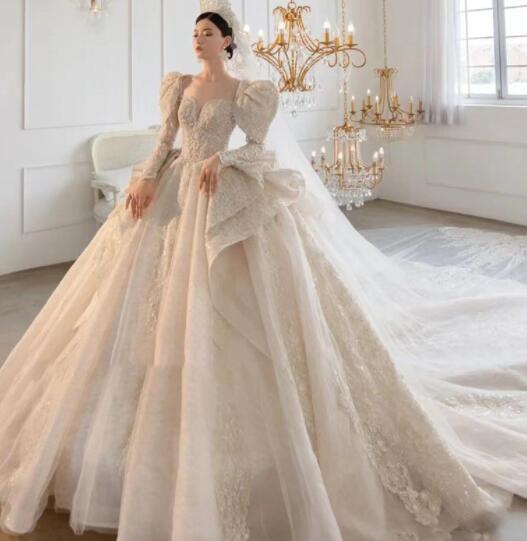 dress for wedding dress princess dress lace dress elegant gown evening dress for dinner French style master wedding dress 2022 new network red with the same dress female bride long sleeves to cover the arm big tail master wedding dress female