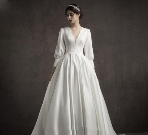 New Spring Heavy Industry French wedding dress vintage Hepburn style main wedding dress