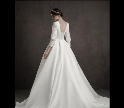 New Spring Heavy Industry French wedding dress vintage Hepburn style main wedding dress