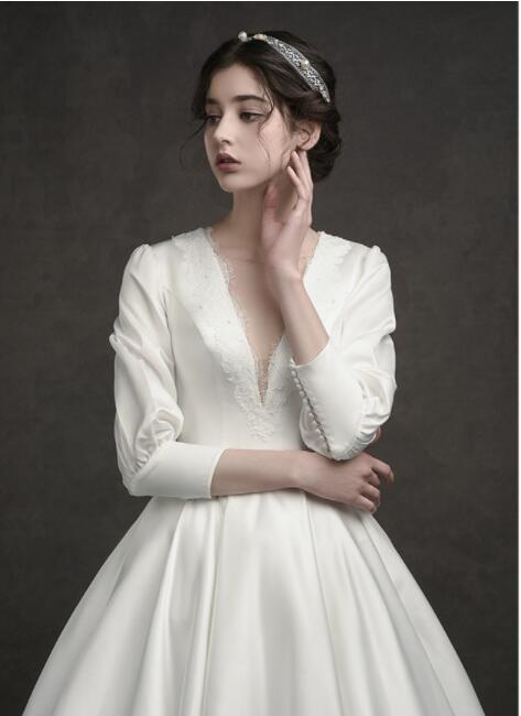 New Spring Heavy Industry French wedding dress vintage Hepburn style main wedding dress