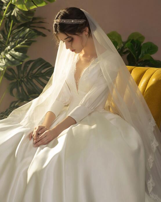 New Spring Heavy Industry French wedding dress vintage Hepburn style main wedding dress