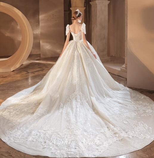 Wedding dress 2022 new summer French palace wind drag tail luxury senior temperament show thin