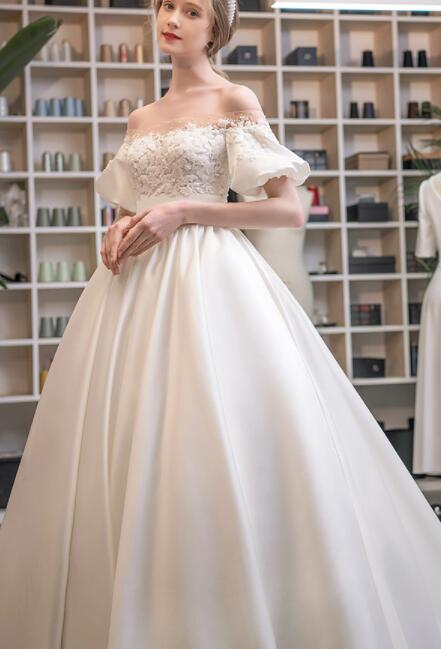 Satin Wedding dress white lace one-shoulder-style bride